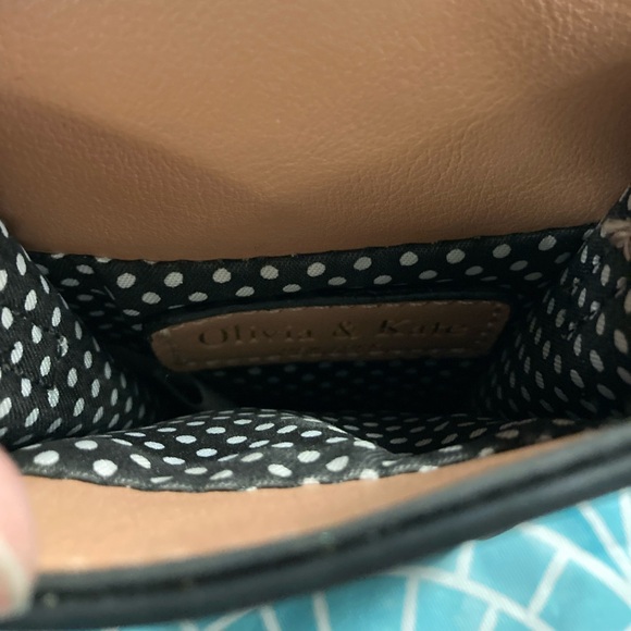 💛TODAY***$13***NWOT Olivia & Kate New York travel bag, cell phone plus. - Picture 7 of 7